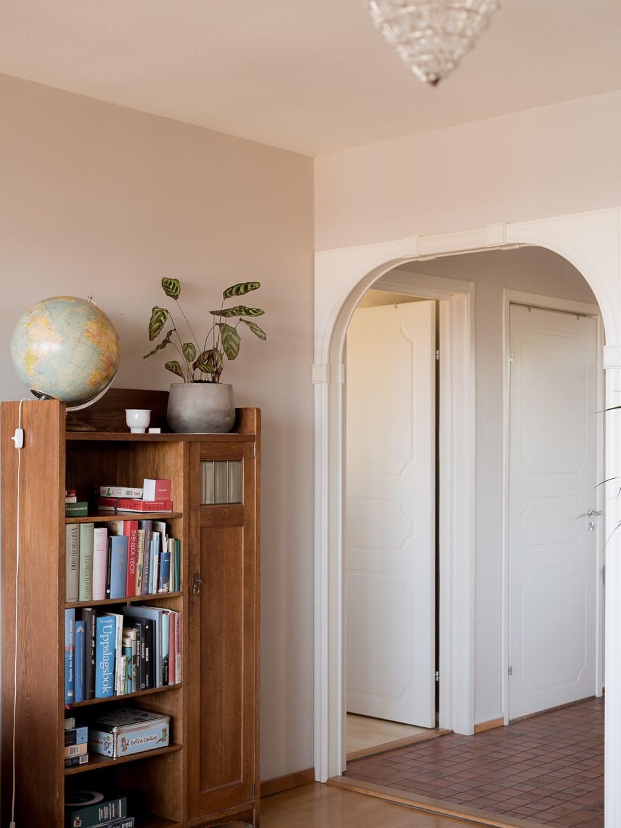 Storslagen utsikt från husets högsta våning! Garageplats ingår!