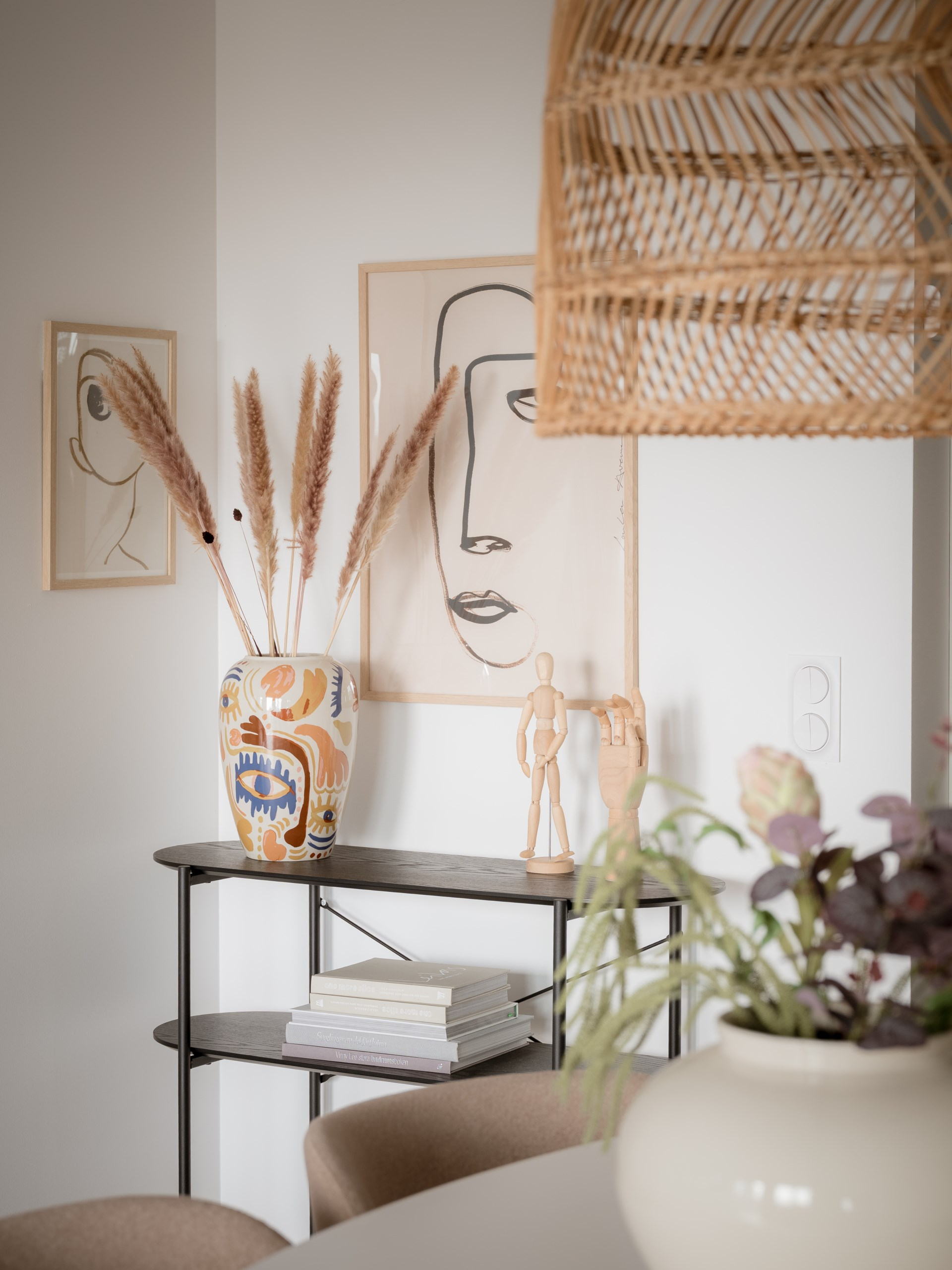 Unik gaveltrea med generös uteplats