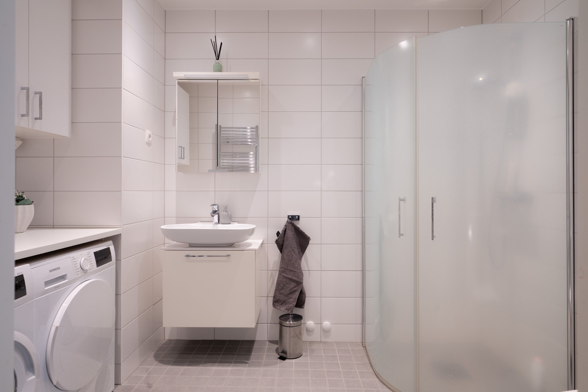 Modern bostad i en förening med högt mervärde