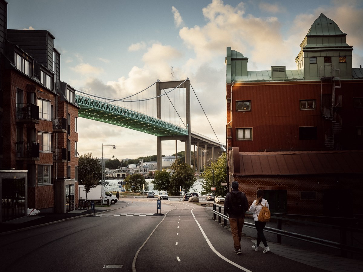 Generös trea med balkong och uteplats