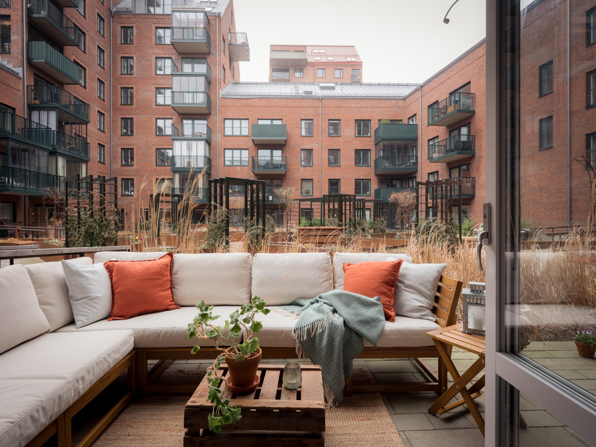 Lantvärnsgatan 10-16.jpg