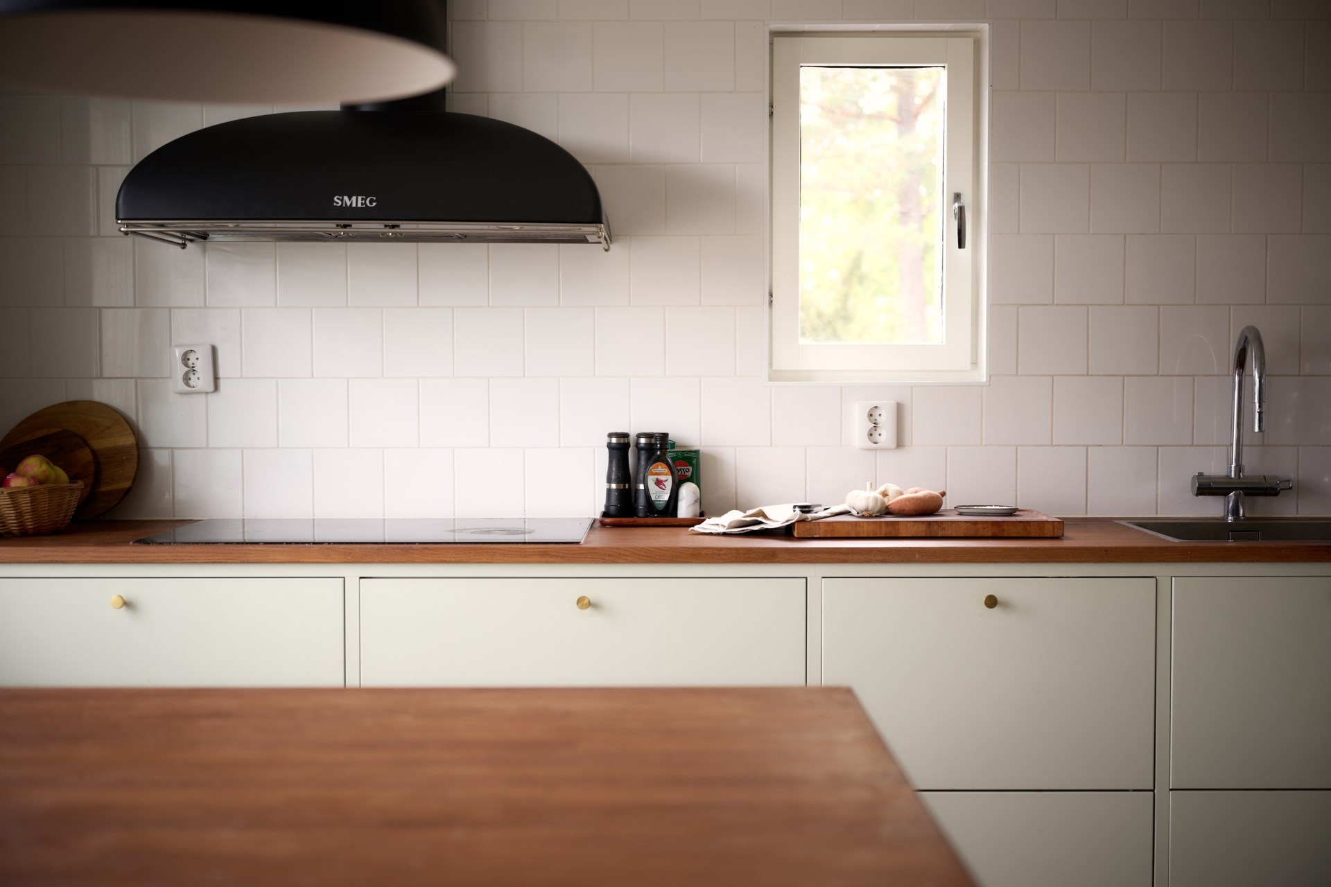 Bo nyrenoverat och naturskönt med villakänsla i bostadsrättsparhus!