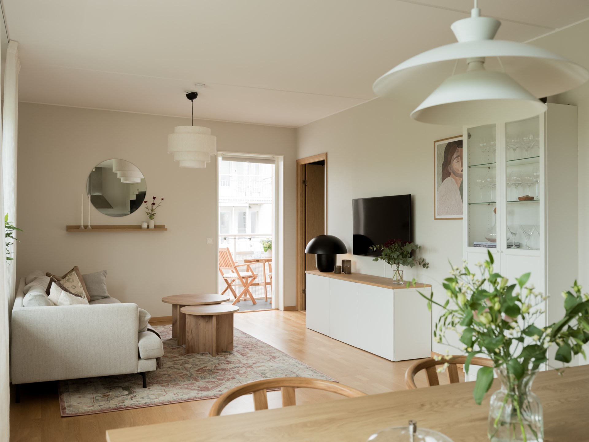 Gaveltvåa med två balkonger