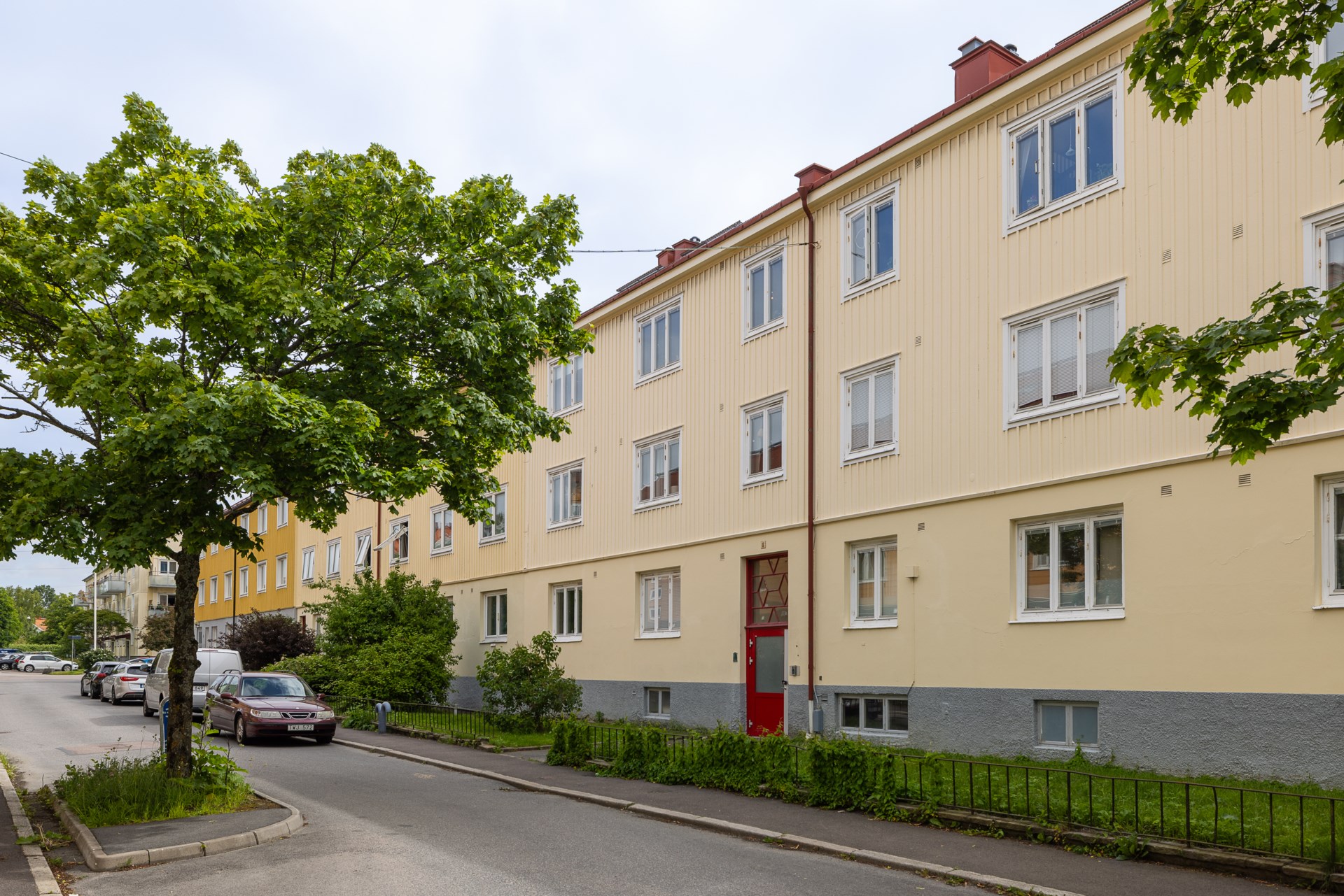 Etagefyra med terrass där naturen är er närmsta granne!