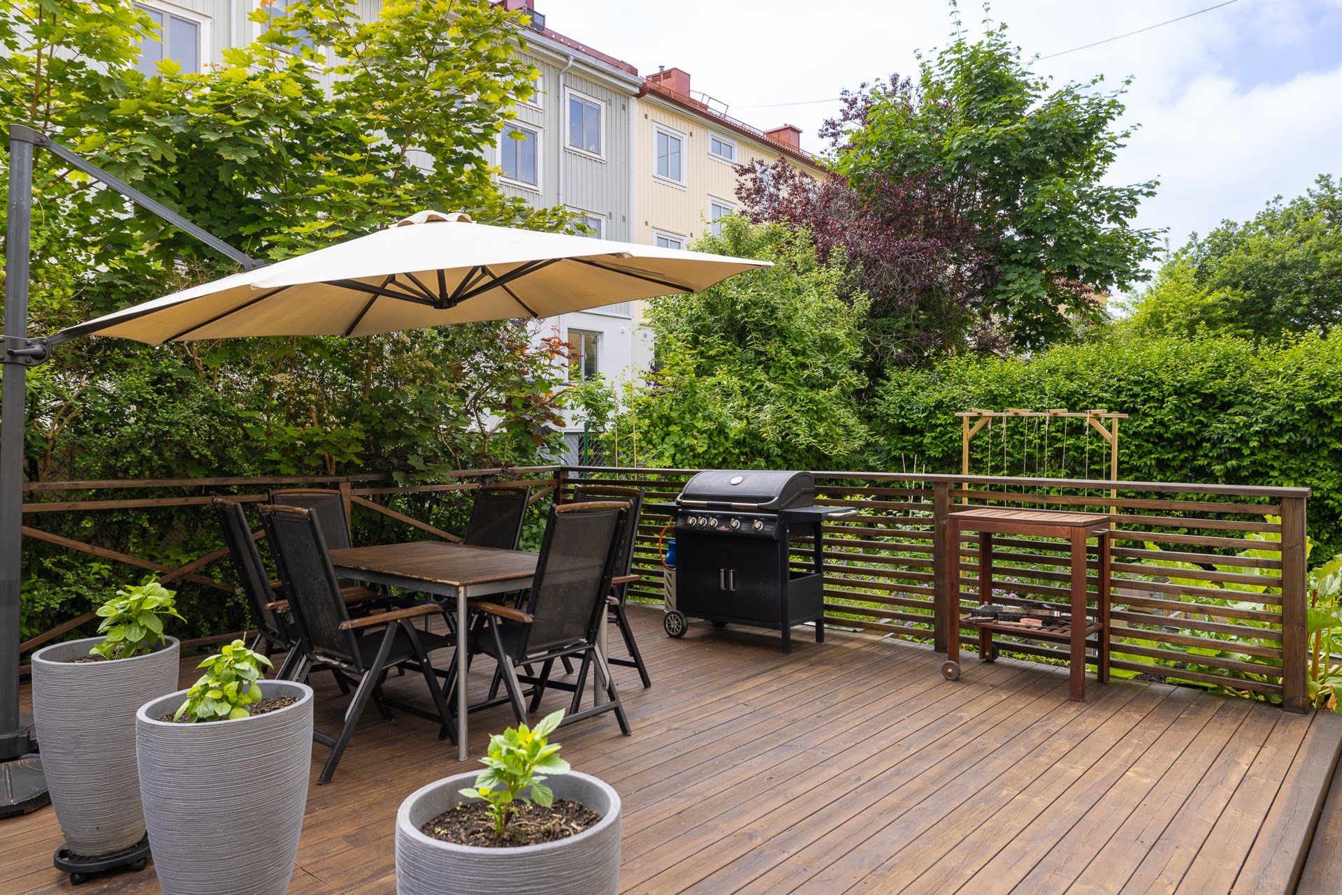Etagefyra med terrass där naturen är er närmsta granne!