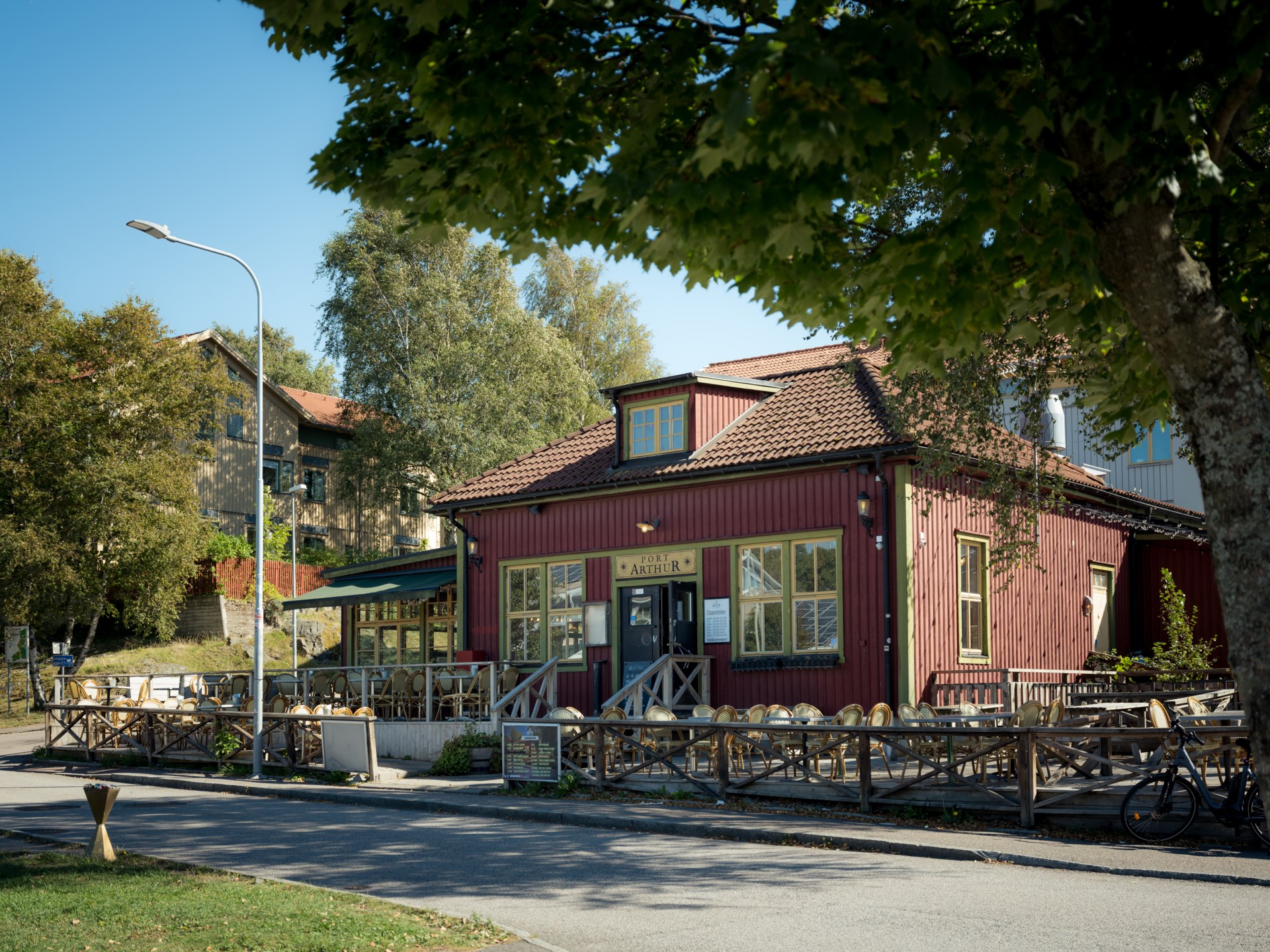 Smakfullt i centrala Sannegårdshamnen
