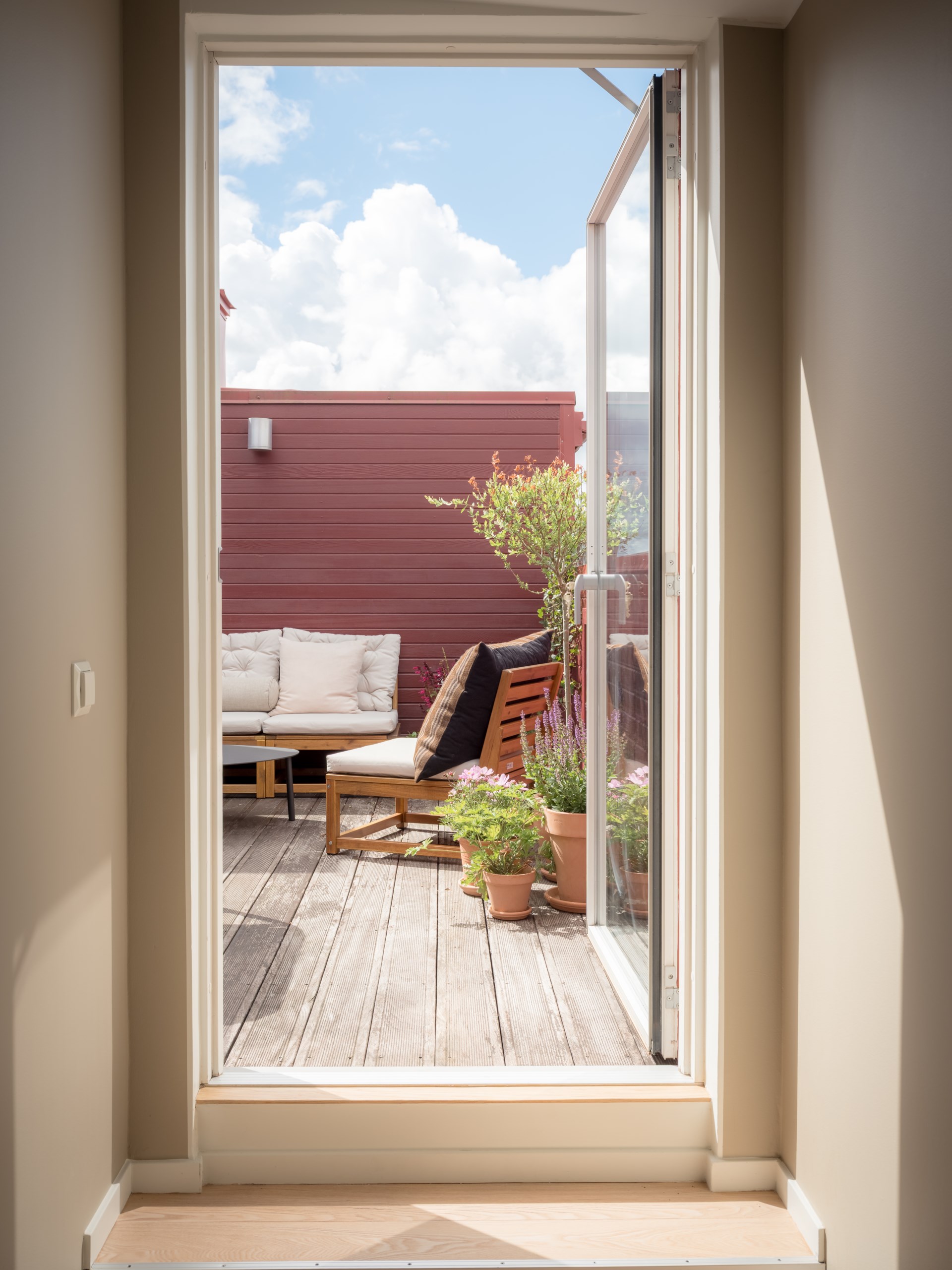 Trea högst upp i huset med två terrasser!