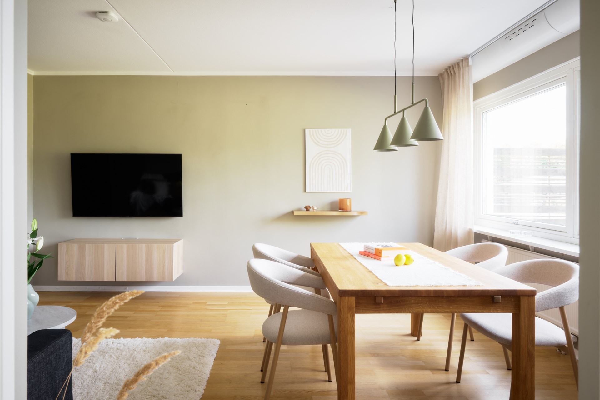 Markplans tvåa med härlig uteplats och nyrenoverat badrum!