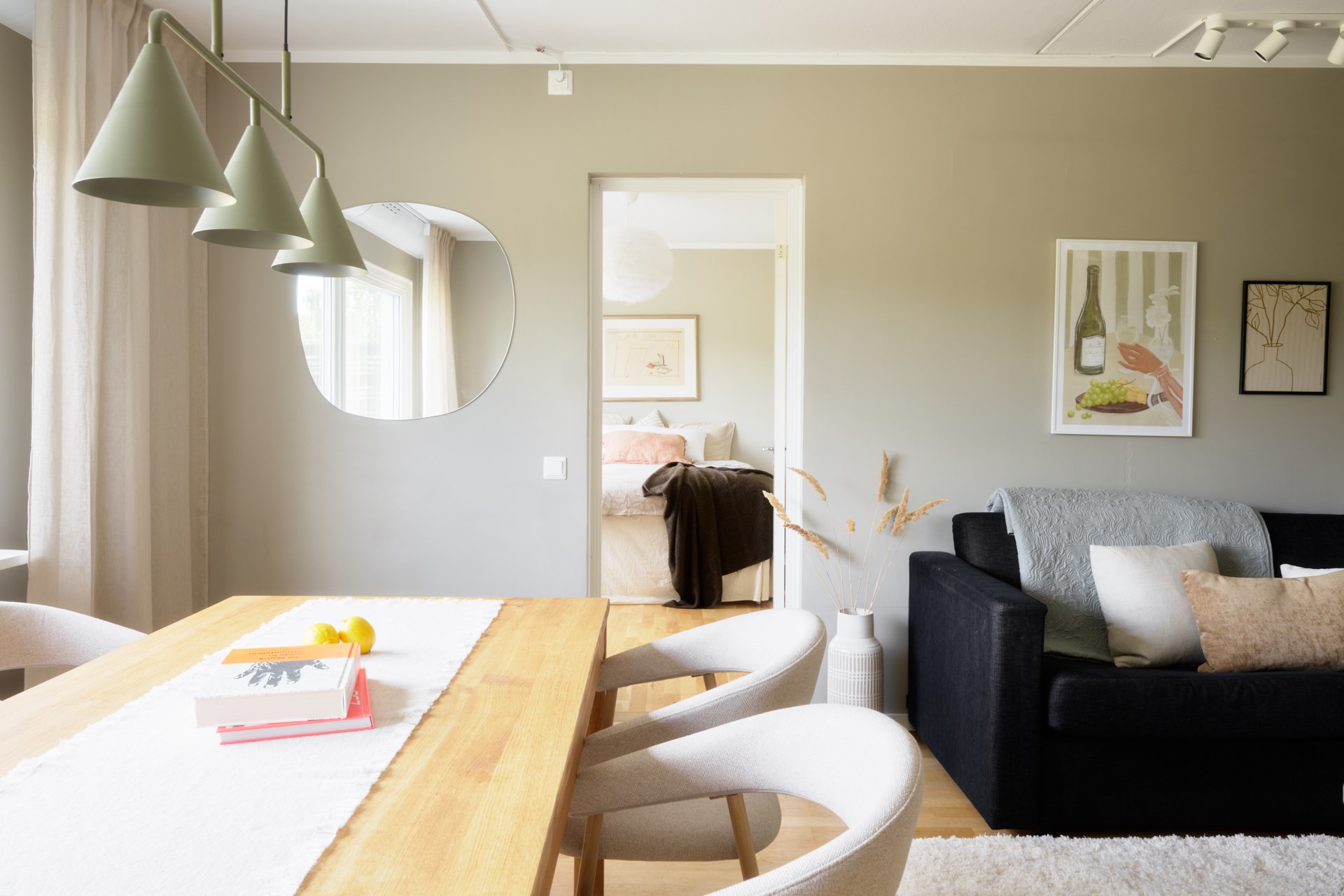 Markplans tvåa med härlig uteplats och nyrenoverat badrum!
