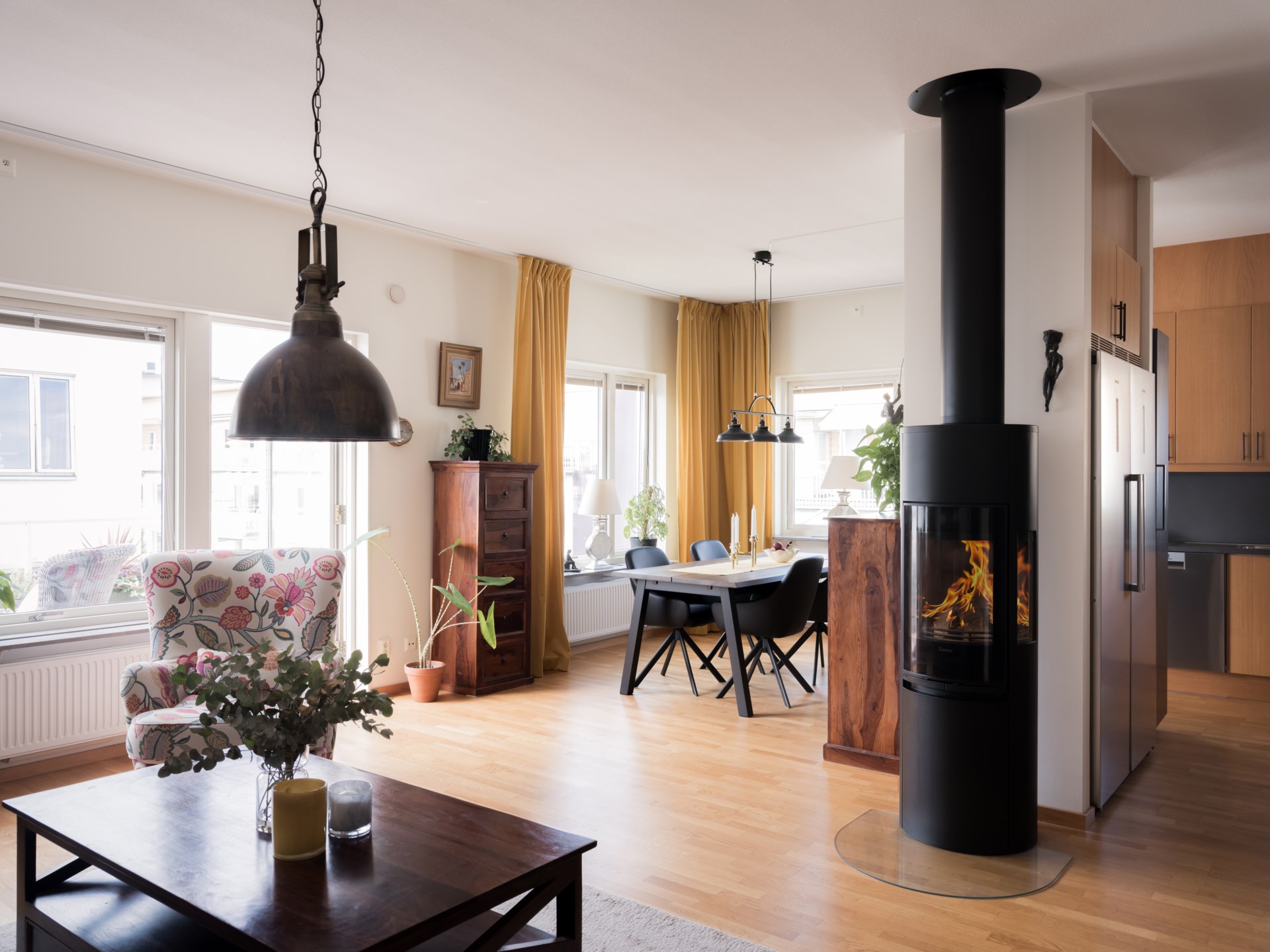 Ångaren Ernas gata 9-13.jpg
