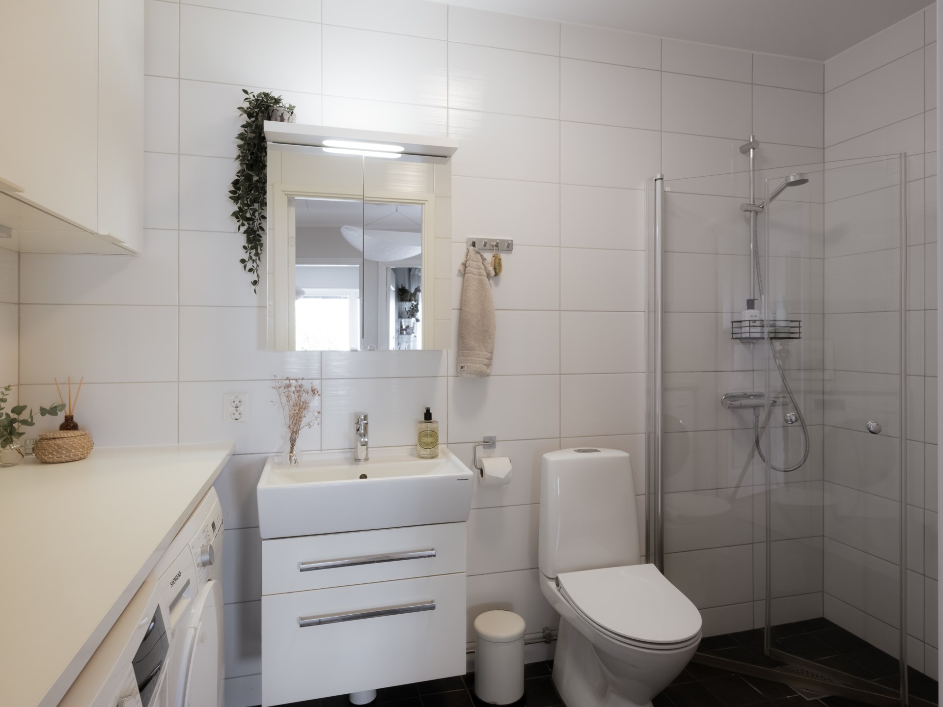 Toppmodern hörnfyra med balkong i söderläge