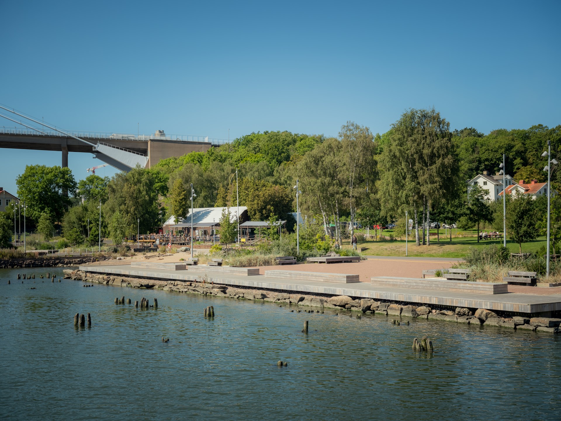Toppmodern hörnfyra med balkong i söderläge