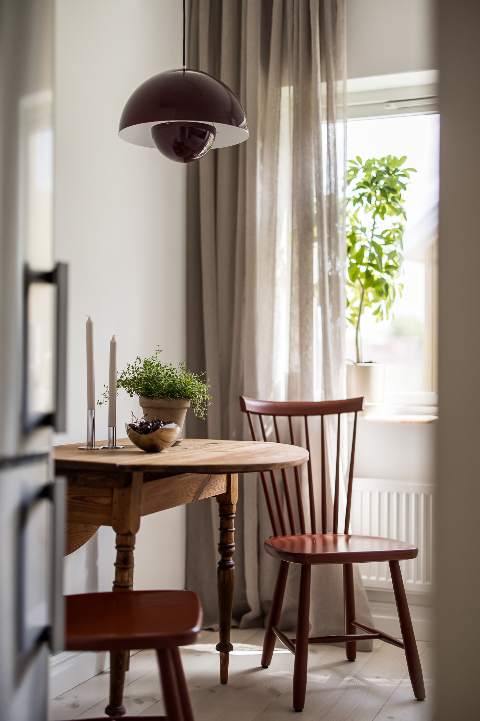 Vackert renoverad bostad med balkong i bästa solläge!